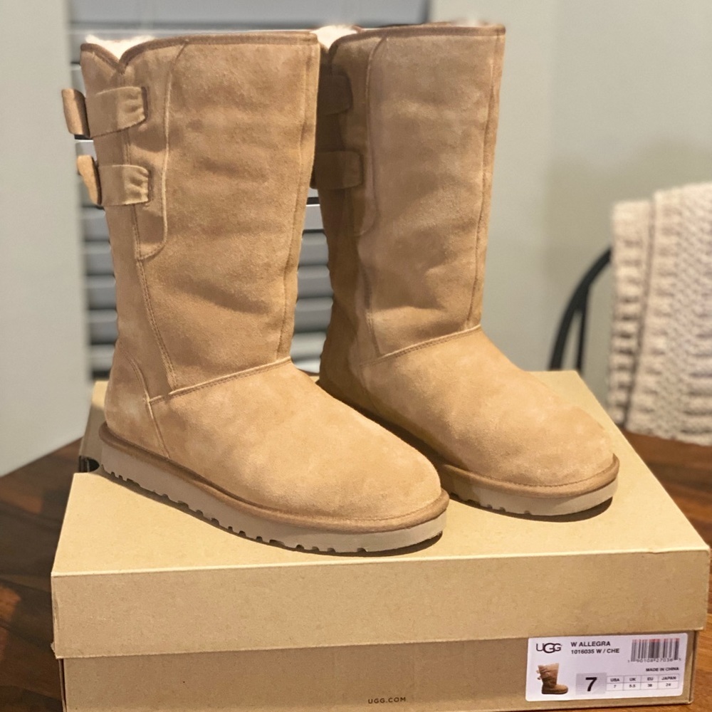 SZ 7 NWB UGG W ALLEGRA BOW II Bow Boots 101-6035
